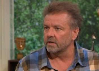 Homes Under the Hammer’s Martin Roberts describes seeing ‘death-juice’ coming out of his chest which was killing his organs