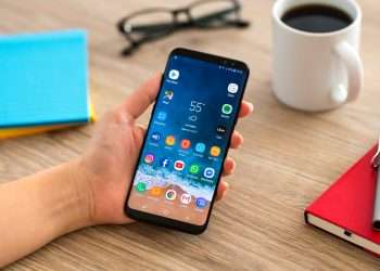 Samsung owners rage ‘it doesn’t make any sense’ after phone feature removed – but fans say it’ll never come back