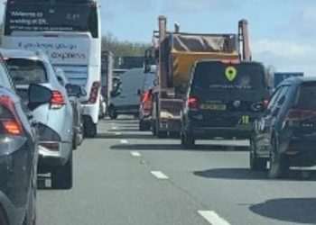 M1 Traffic Live: Road Closed after Huege Crash as 'Vehicle Overturned' | UK | News