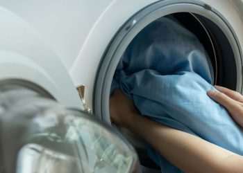 UK Households urged to wash all bedding at 60c this week | UK | News