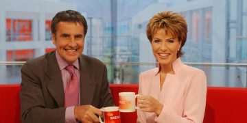 BBC, ITV and Sky news legend Dermot Murnaghan has stage 4 cancer