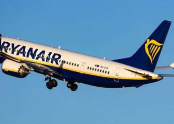 Ryanair Flight from Uk to Greece Crashes on Runway With Wing COMPLETELY | World | News