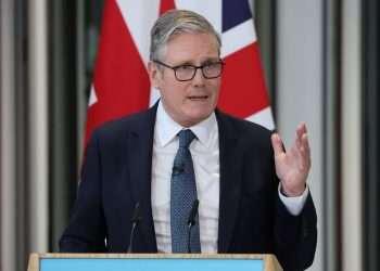 Keir Starmer Accused of Caving in To France over New Migrant Returns D | Politics | News