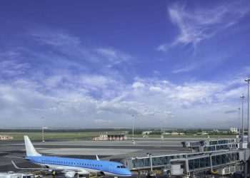 Prague Airport Closed Live: Huege Police Presence Over Possible Explosives | World | News