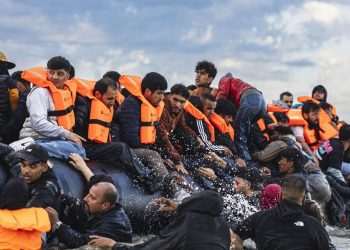 Fury as Home Office Civil Servants Receive Things in Bonuses Despite Crisis | Politics | News