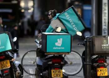 Luxury High Rise Bans Delivery Drivers Over 'Illegal Migrant Workers' Claims | UK | News