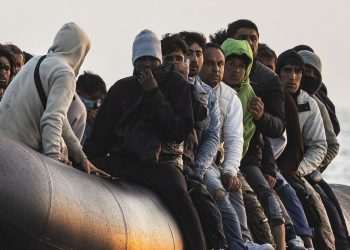 UK-France Migrant Deal Loopholes Exposed-'Completely Unworkable!' | Politics | News