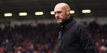 Axed Swansea City boss set to face Cardiff City as he closes in on return after airport job