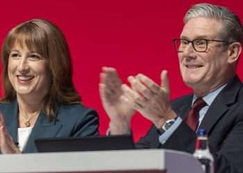 Majority of Britons want Starmer and Reeves to resign Politics | News