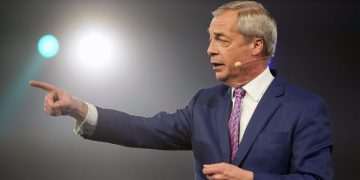 Nigel Farage LIVE: Reform UK leader makes huge statement in Wales | Politics | News