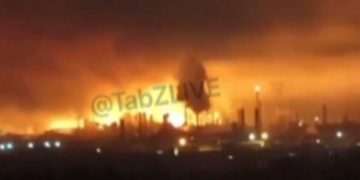 Russia burns as over 50 Ukraine drones bombard oil refinery in ferocious attack World | News